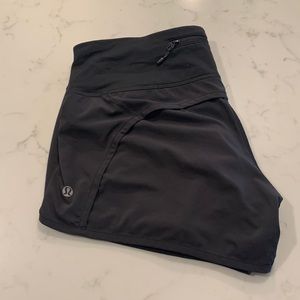 Lululemon shorts size 6
